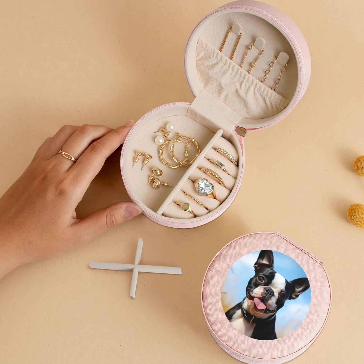 Small Jewelry Box Leather Travel Jewelry Case Waterproof Round Jewelry Organizer Pink For Womens Rings Necklaces Gifts Lovely Boston Terrier